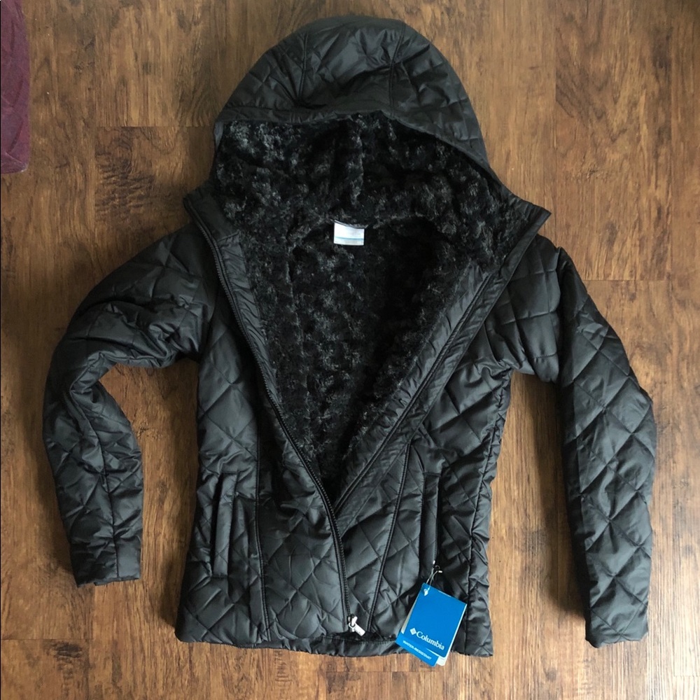 BRAND NEW Columbia Hooded Quilted Jacket